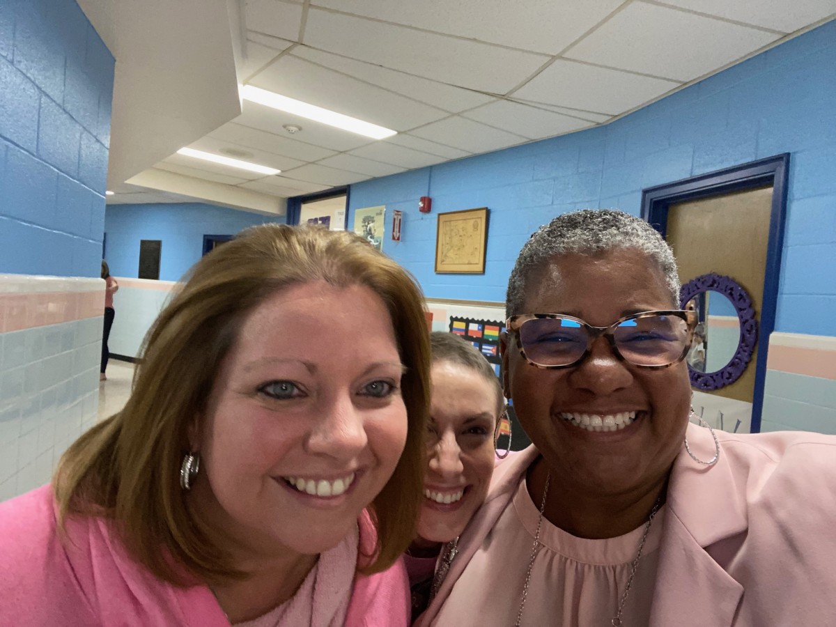"PINK" Day at Vails Gate News NECSD